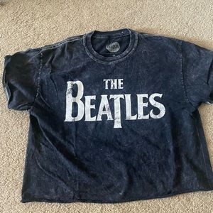 medium band crop tee